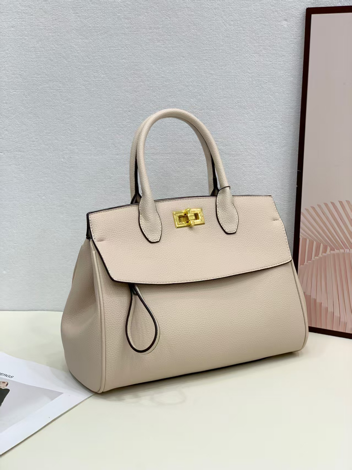 Cross-Border Trendy Handbag, Popular Shoulder and Crossbody Bag, 2025 New Model, Fashionable and Stylish Women's Crossbody Bag with Label